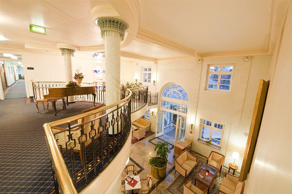 Bernstein Schlosshotel Балленштедт Экстерьер фото